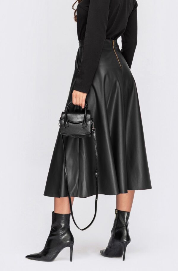 Розкльошена спідниця з екошкіри чорна | 88007