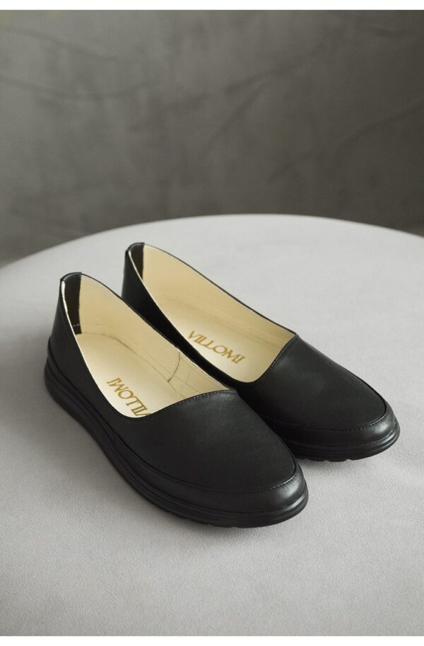 Жіночі шкіряні туфлі на низькому ходу чорні | 88648