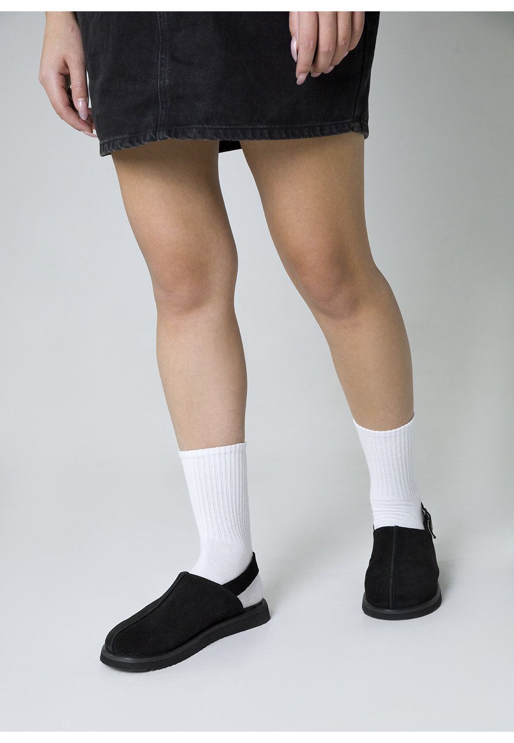 Замшеві босоніжки з закритим носком чорні | 88909 Замшеві босоніжки з закритим носком чорні | 88909