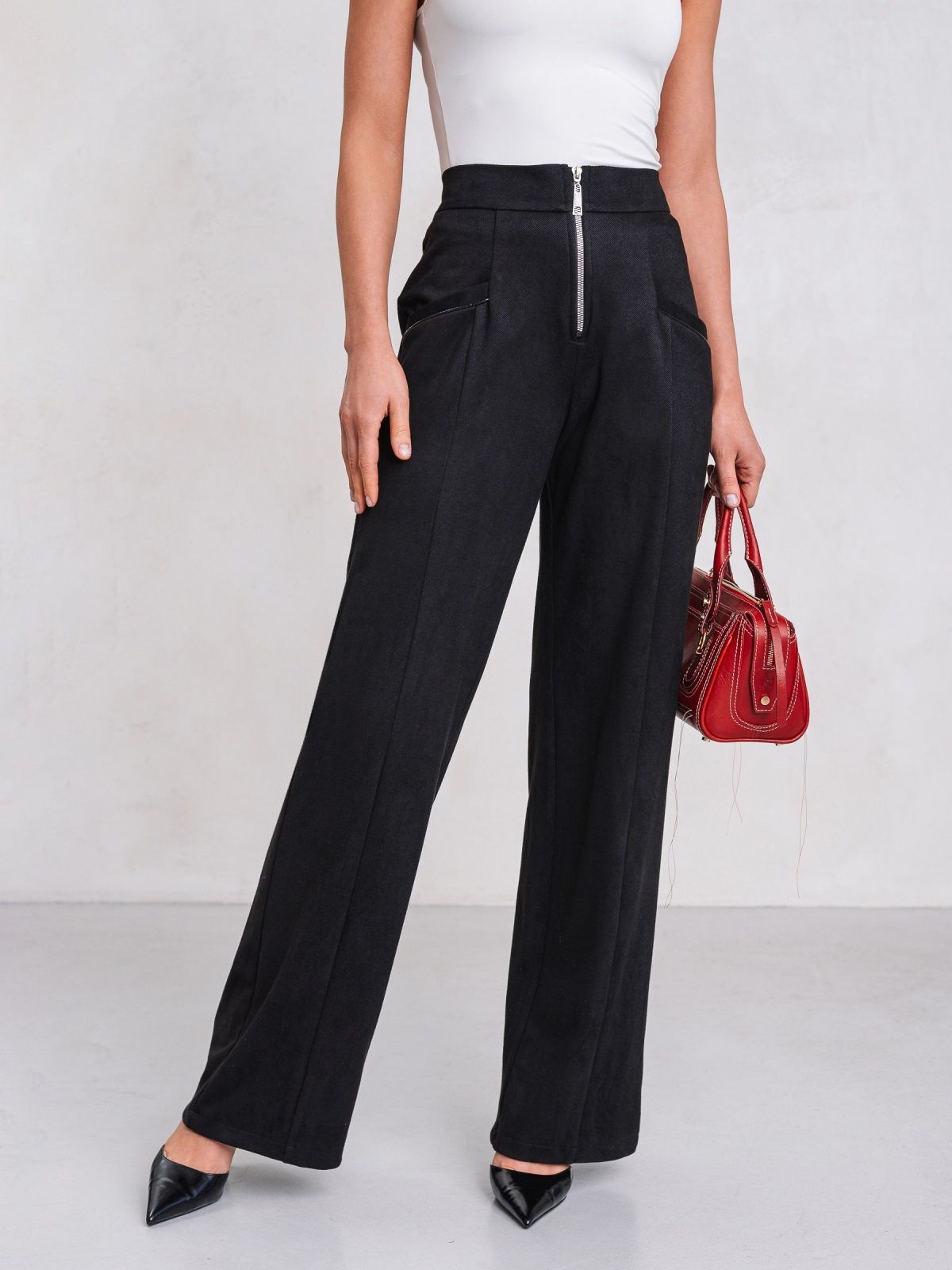 Прямі замшеві штани чорні в класичному стилі | 88984 Прямі замшеві штани чорні в класичному стилі | 88984