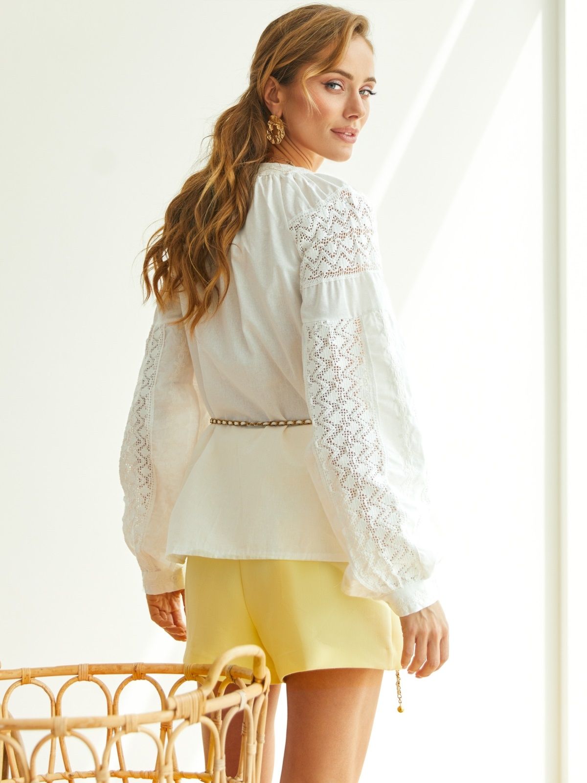 Блузка бавовняна біла вільного крою | 89276