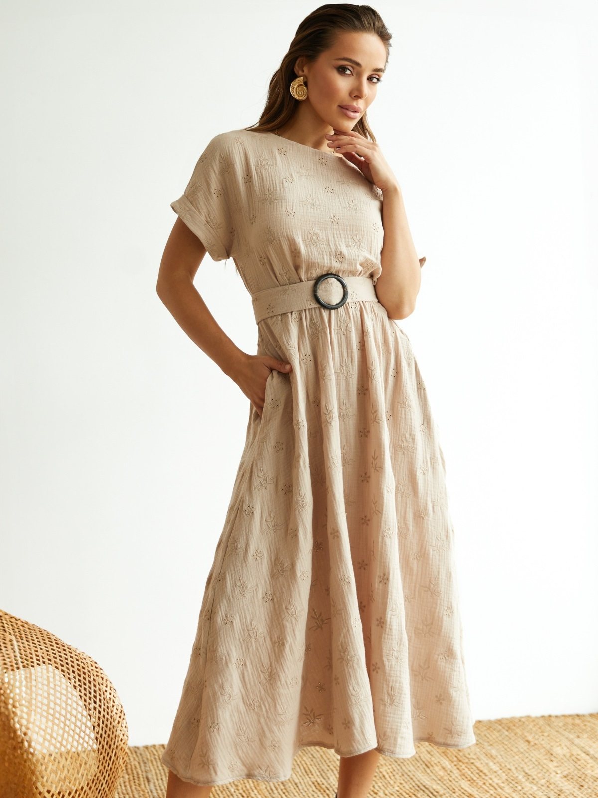 Літня сукня бежева з мусліну міді довжини | 89098