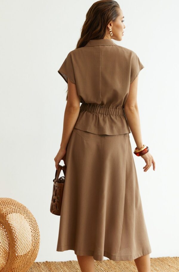 Літній костюм-двійка бежевий зі спідницею | 89114