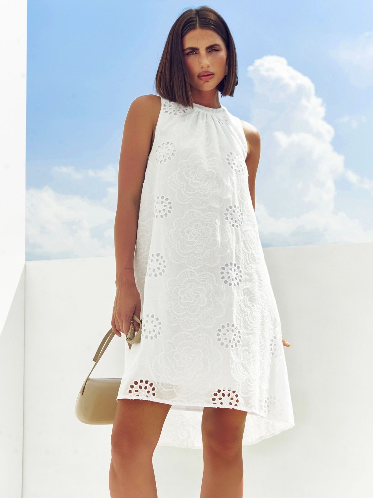 Літня сукня подовжена по спинці біла | 89758