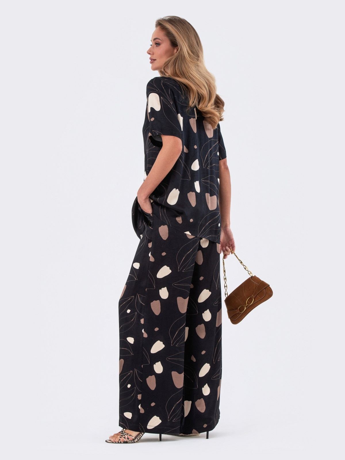 Атласний костюм-двійка в піжамному стилі | 89476