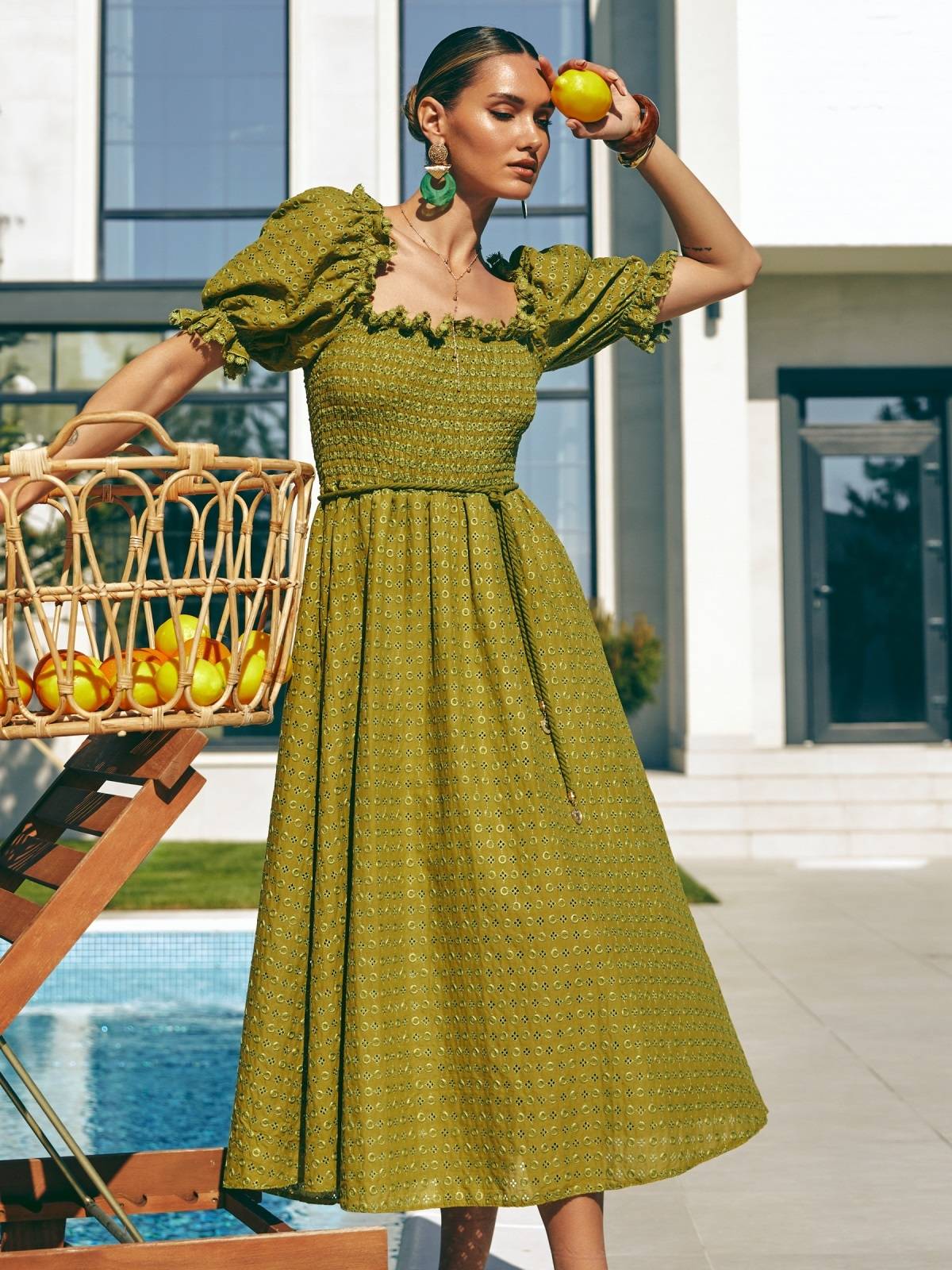 Літня розкльошена сукня з прошви хакі | 89874