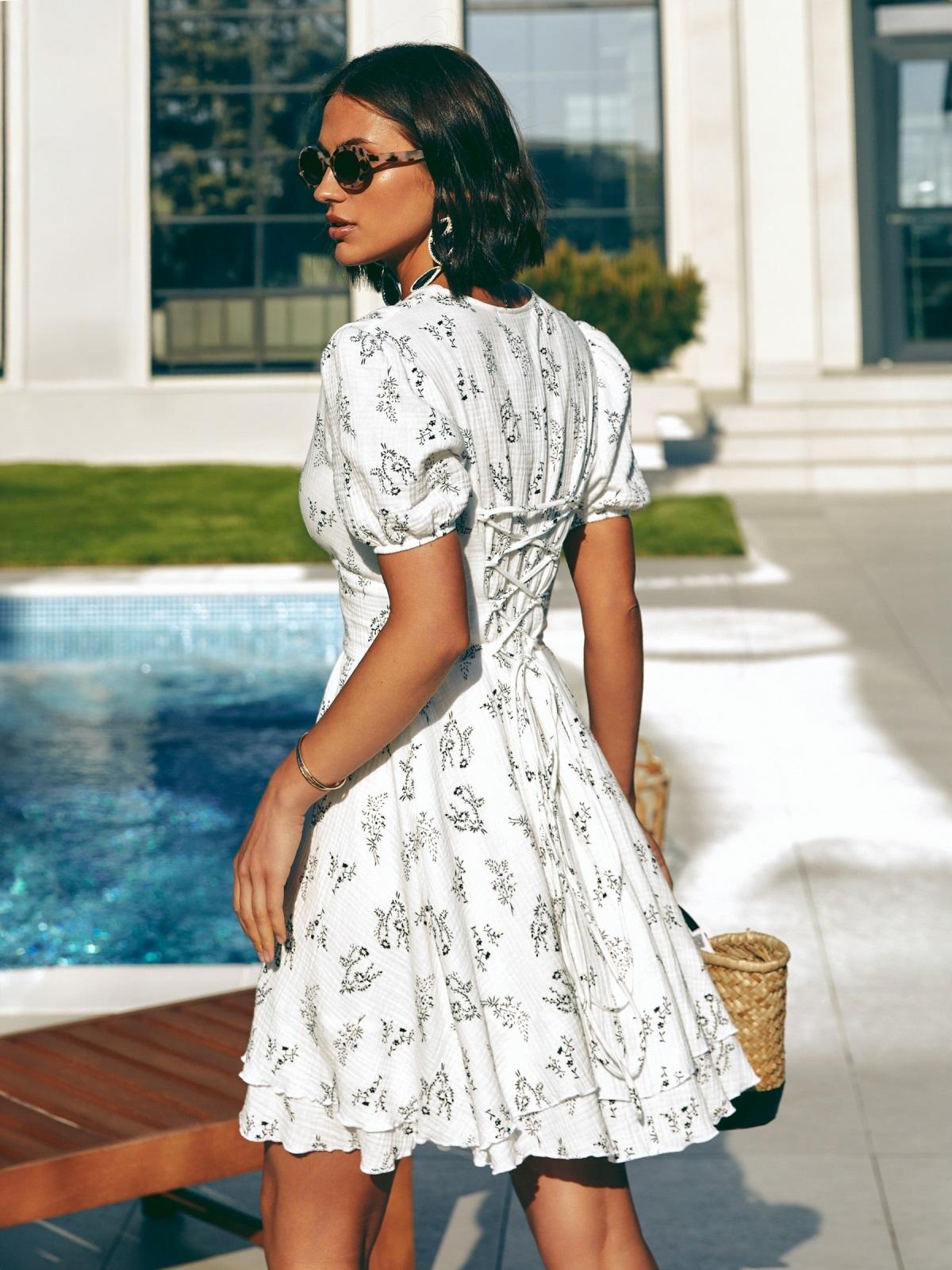 Літня коротка сукня з мусліну біла в принт | 90205