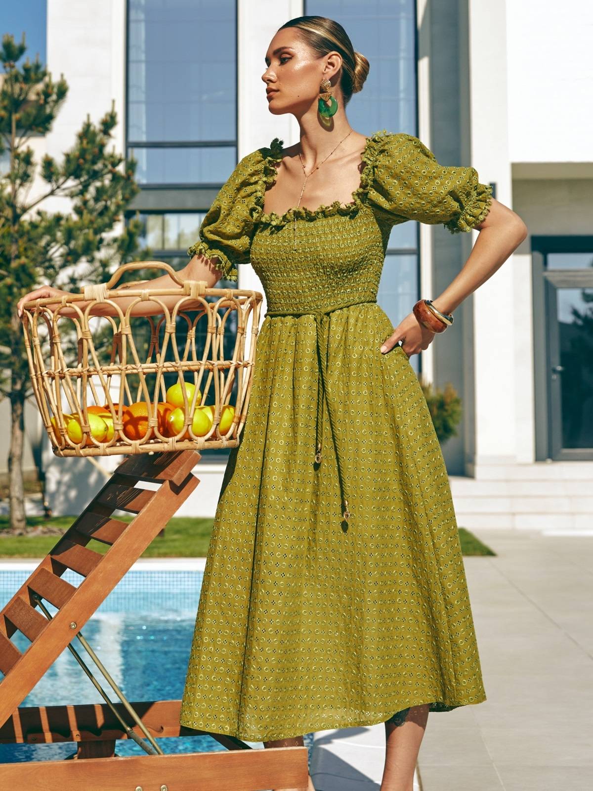 Літня розкльошена сукня з прошви хакі | 89874