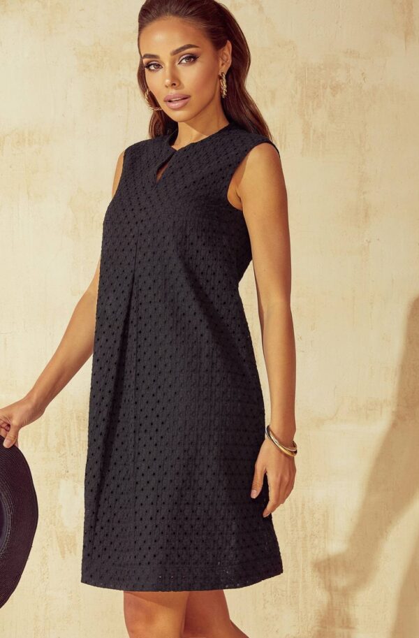 Літнє чорне плаття-трапеція із прошви | 90155