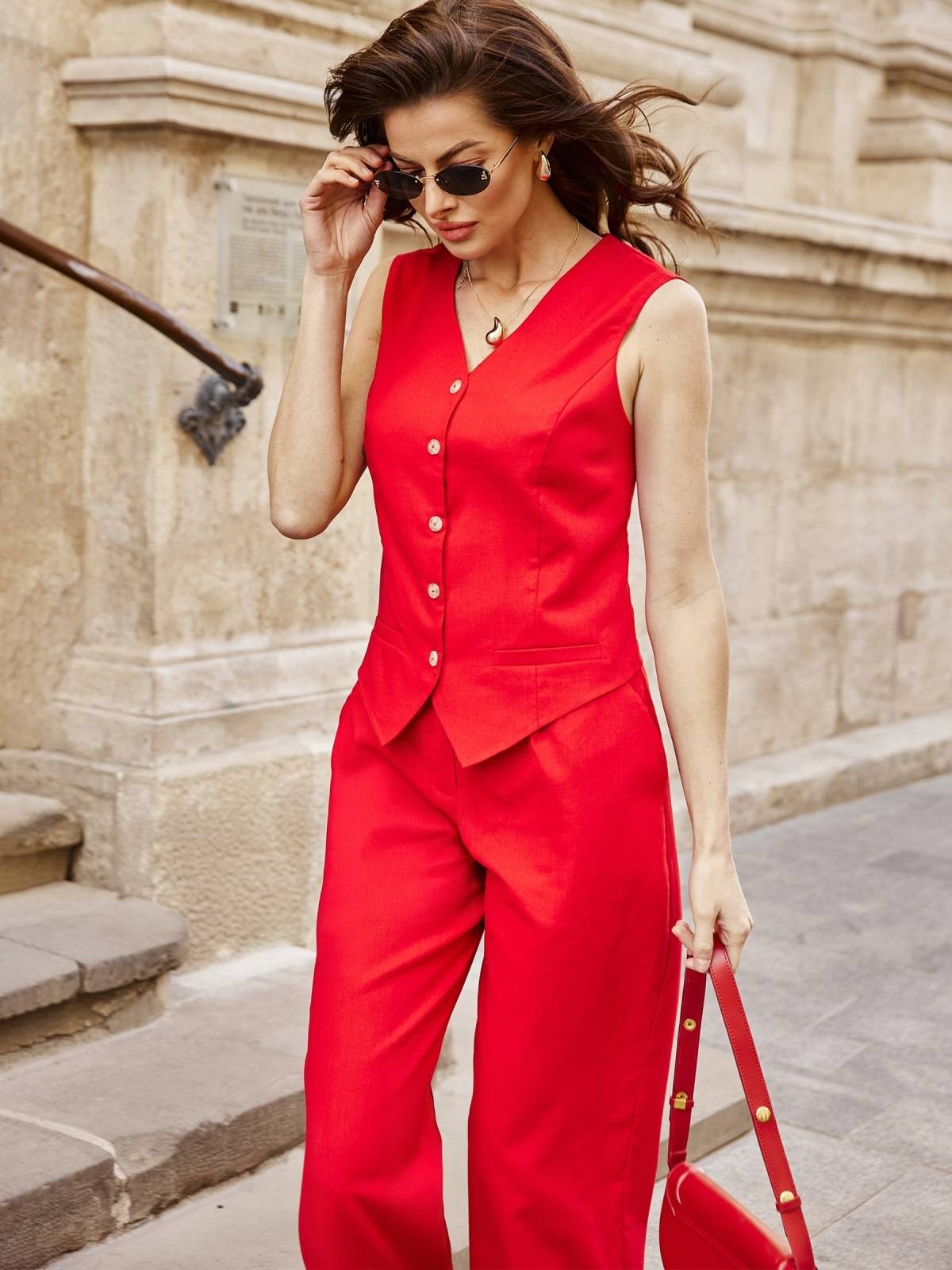Літній костюм штани та жилет червоний | 90015