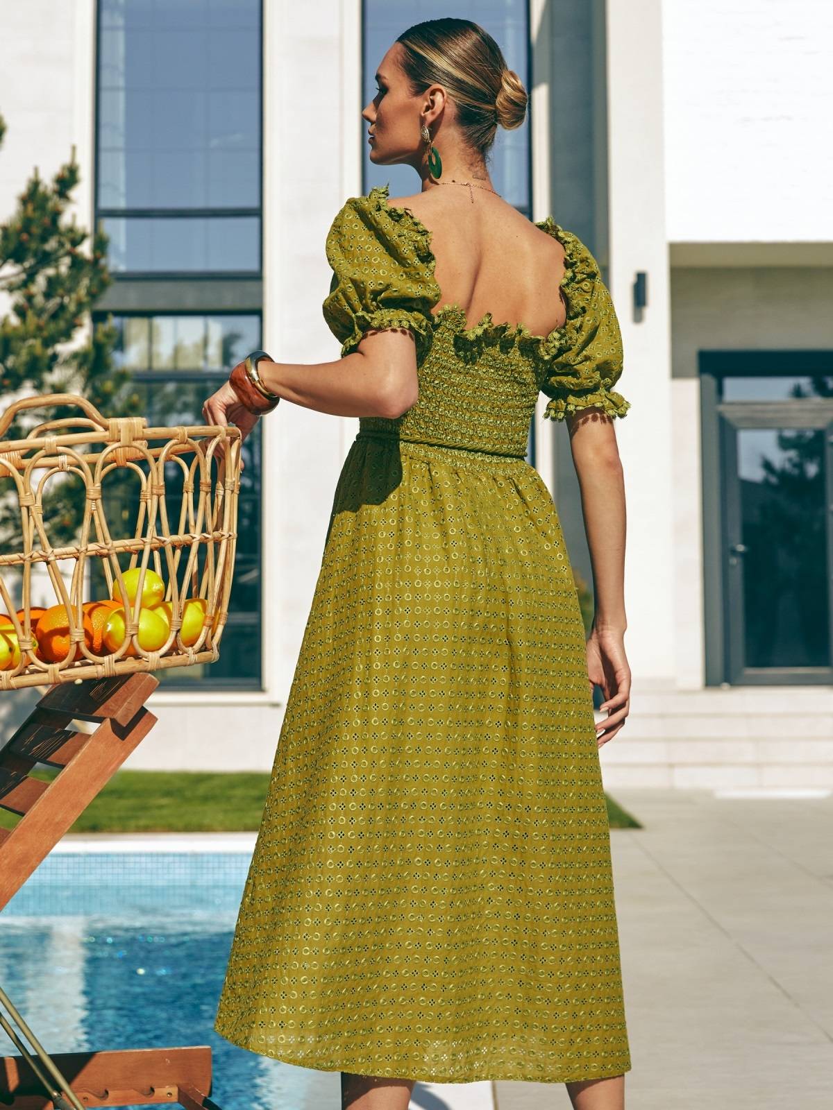 Літня розкльошена сукня з прошви хакі | 89874