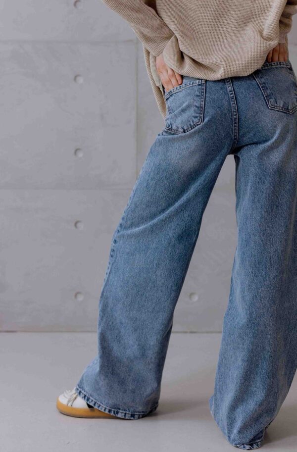 Широкі джинси з ефектом варки блакитні | 90419