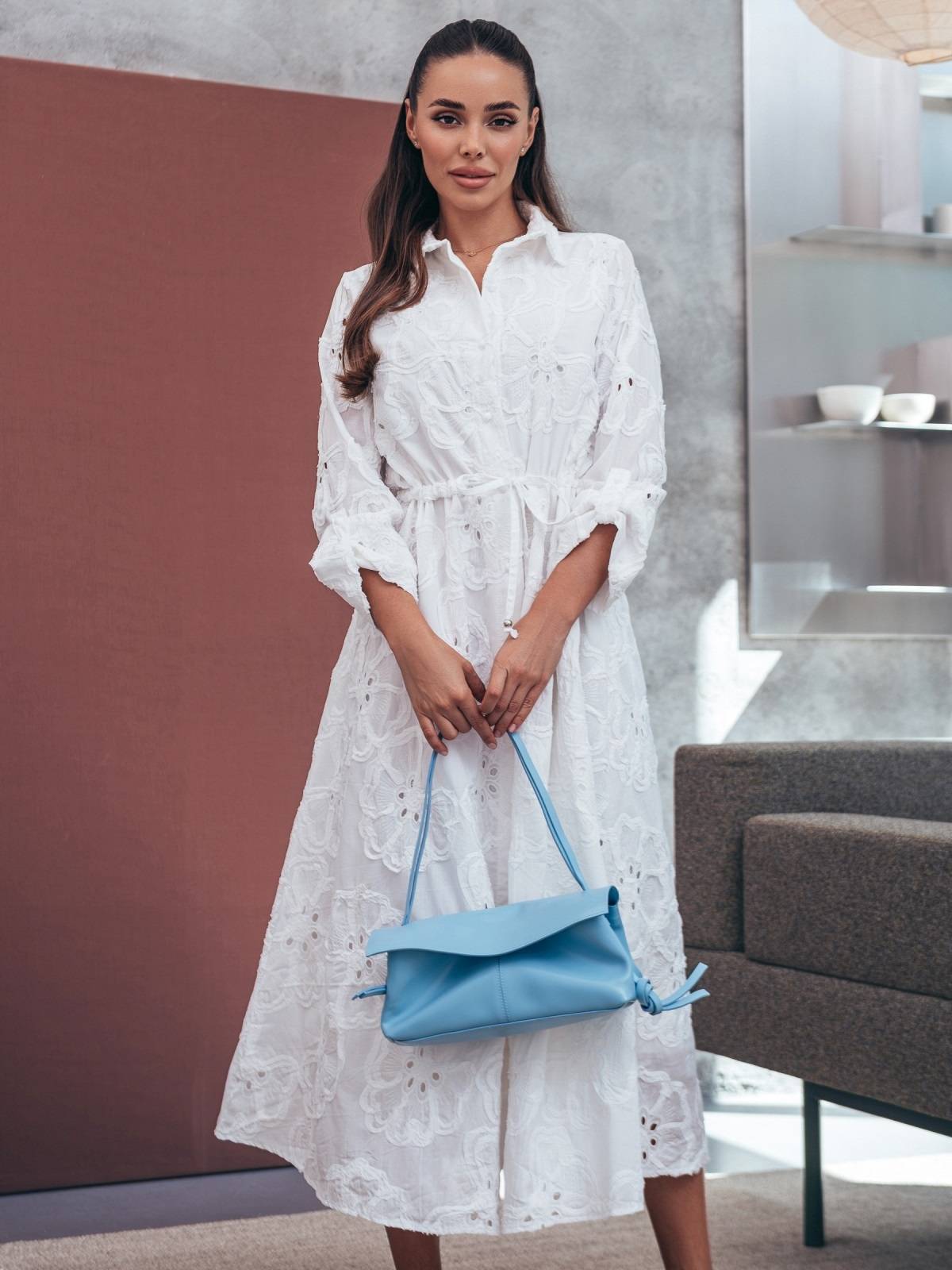 Сукня-сорочка біла з рельєфною вишивкою | 90834 Сукня-сорочка біла з рельєфною вишивкою | 90834