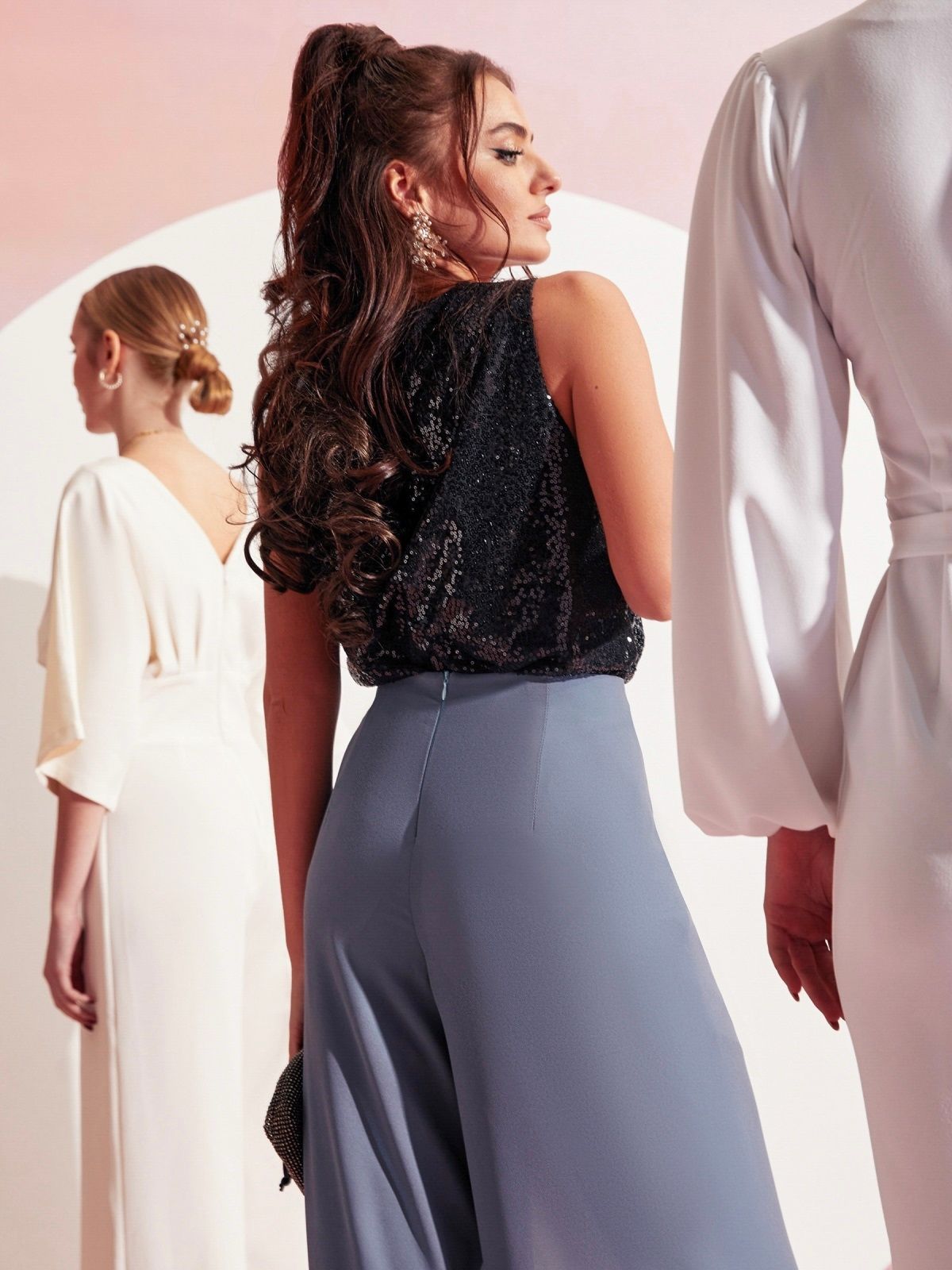 Вечірня блузка чорна з паєтками без рукавів | 90866 Вечірня блузка чорна з паєтками без рукавів | 90866