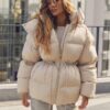 Зимова куртка зі знімним каптуром бежева | 91862 Зимова куртка зі знімним каптуром бежева | 91862