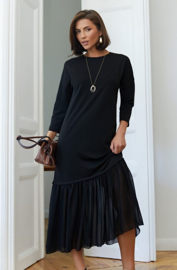 Трикотажна сукня з шифоновою оборкою чорна | 91187