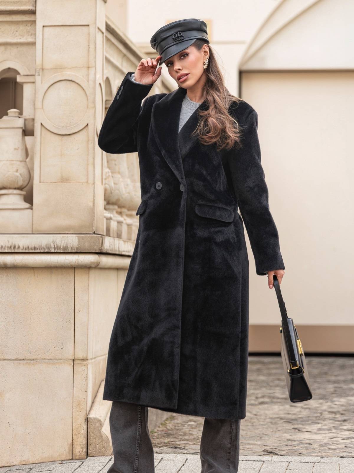 Елегантне пальто зі штучного хутра чорне | 91759 Елегантне пальто зі штучного хутра чорне | 91759