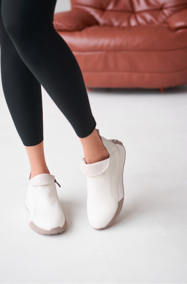 Демісезонні короткі черевики світло-бежеві | 91604