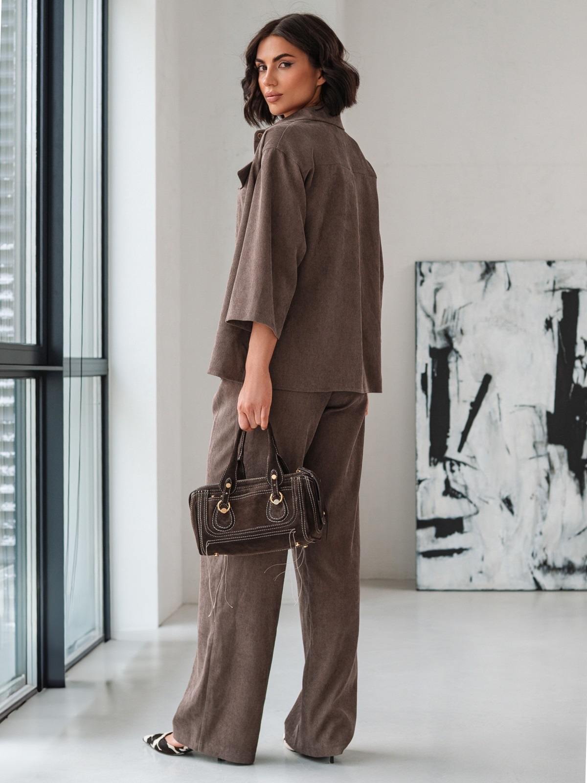 Костюм-двійка з мікровельвету коричневий | 91664