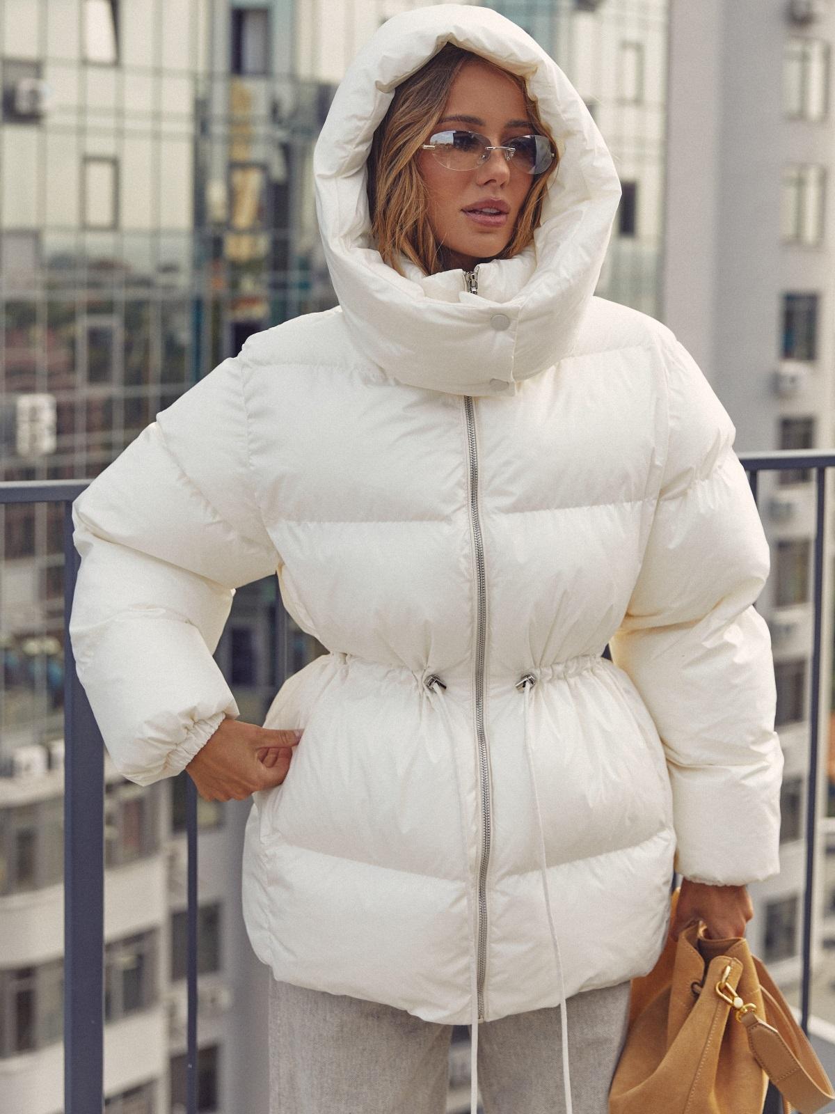 Зимова куртка зі знімним каптуром молочна | 91848 Зимова куртка зі знімним каптуром молочна | 91848