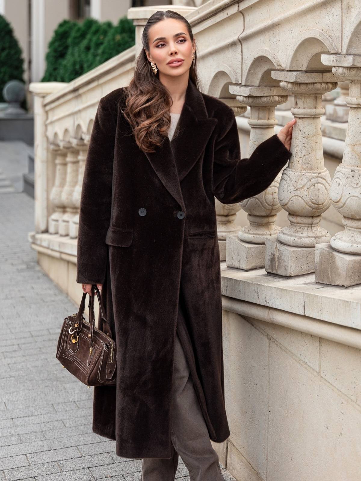 Елегантне пальто зі штучного хутра коричневе | 91747