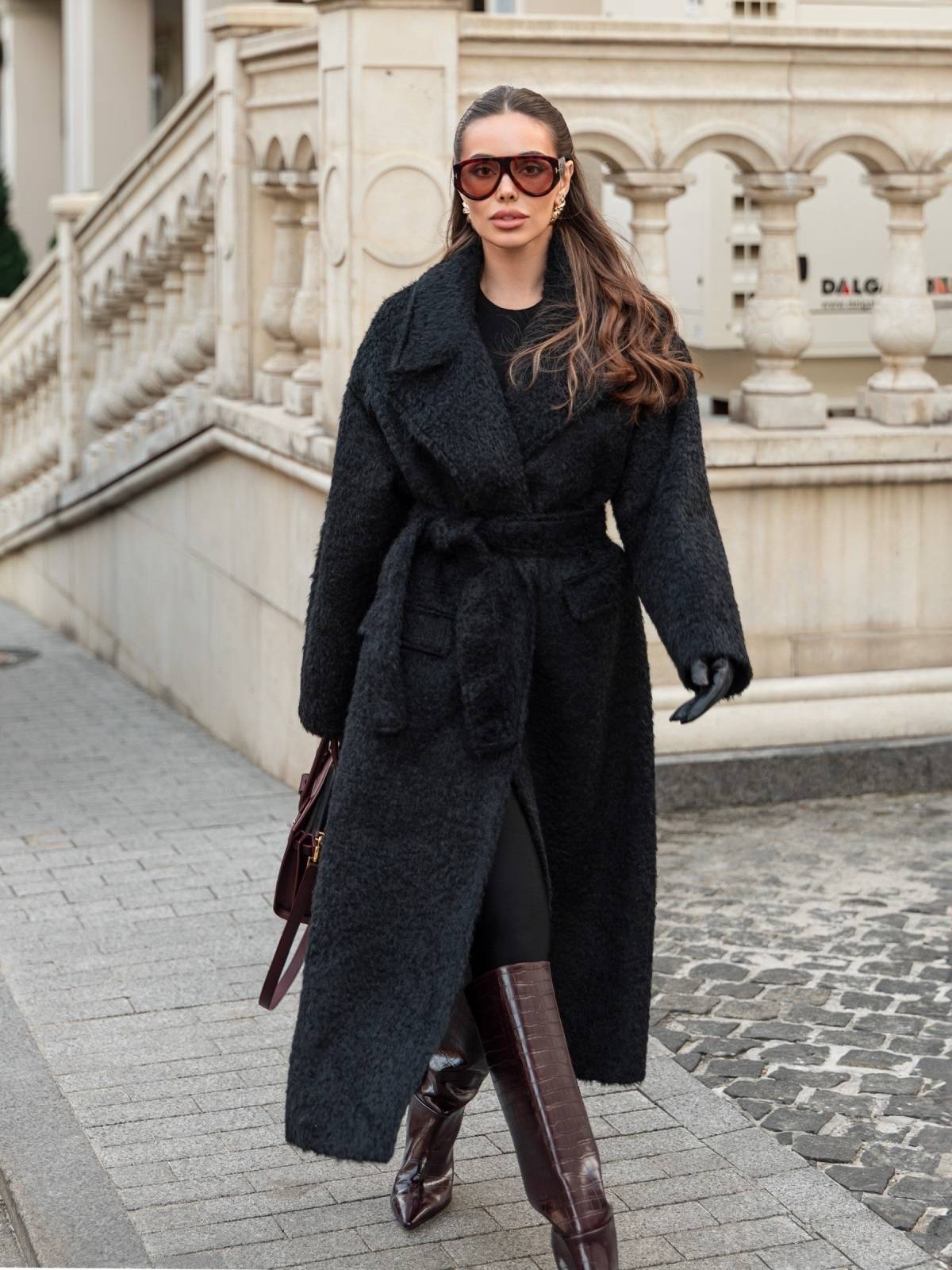 Демісезонне пальто з ворсом на запах чорне | 91948 Демісезонне пальто з ворсом на запах чорне | 91948