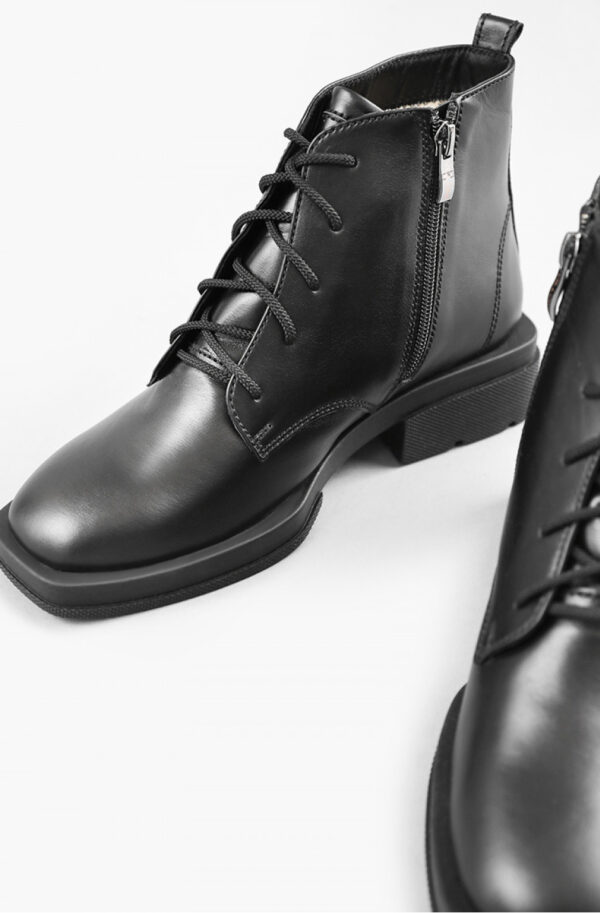 Демісезонні черевики на шнурівці чорні | 91581