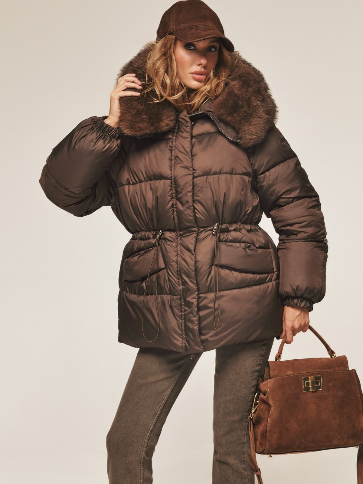 Куртка зі штучним хутром на комірі коричнева | 92490 Куртка зі штучним хутром на комірі коричнева | 92490