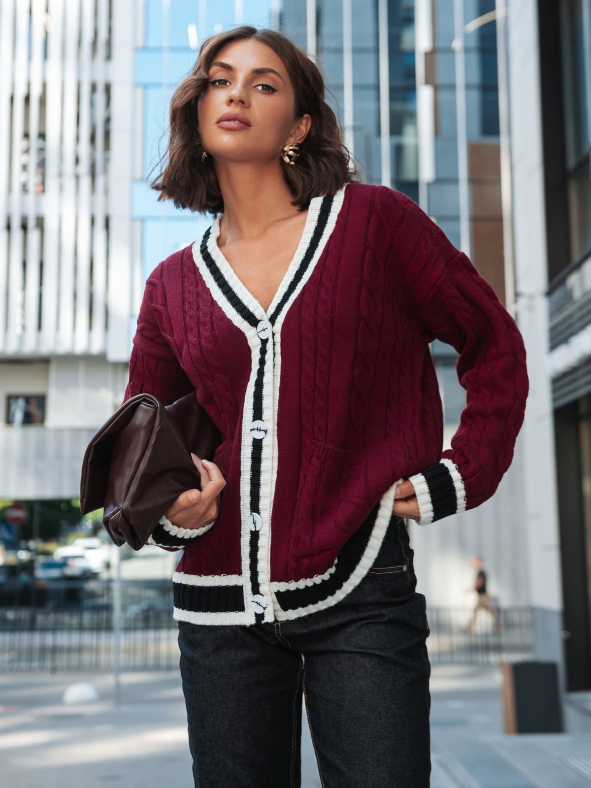 В'язана кофта з візерунком коси бордова | 92348