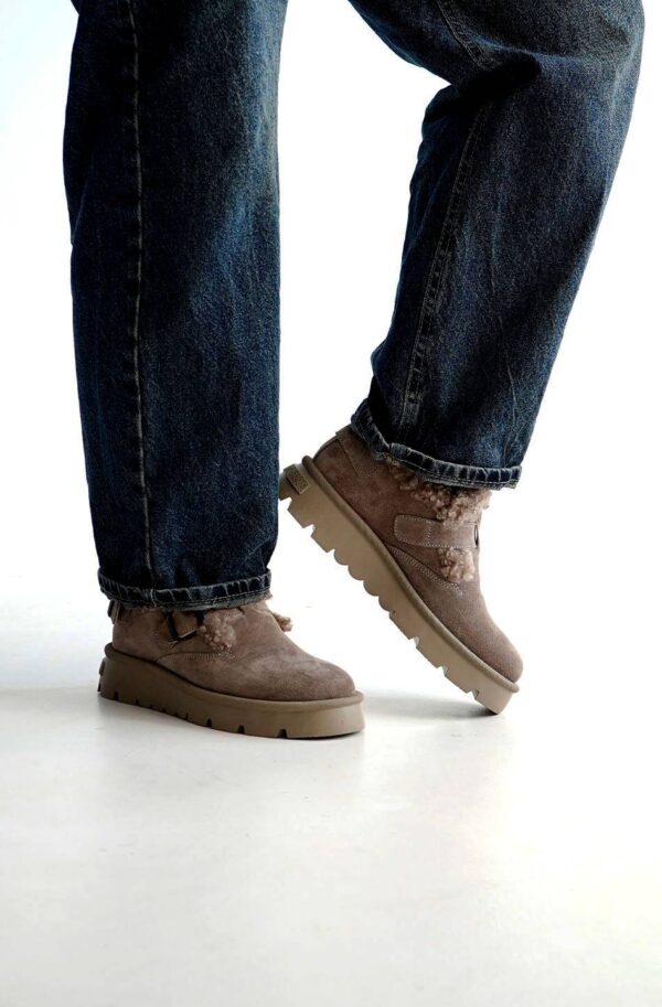 Короткі зимові замшеві черевики бежеві | 92122