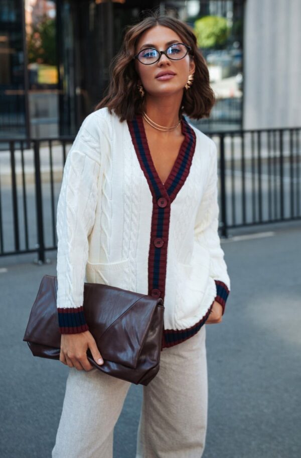 В'язана кофта з візерунком коси біла | 92329