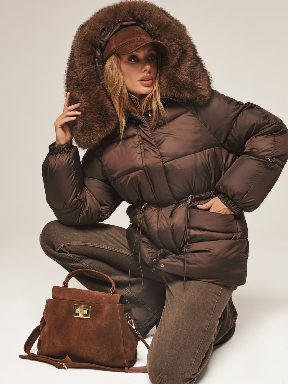 Куртка зі штучним хутром на комірі коричнева | 92490 Куртка зі штучним хутром на комірі коричнева | 92490