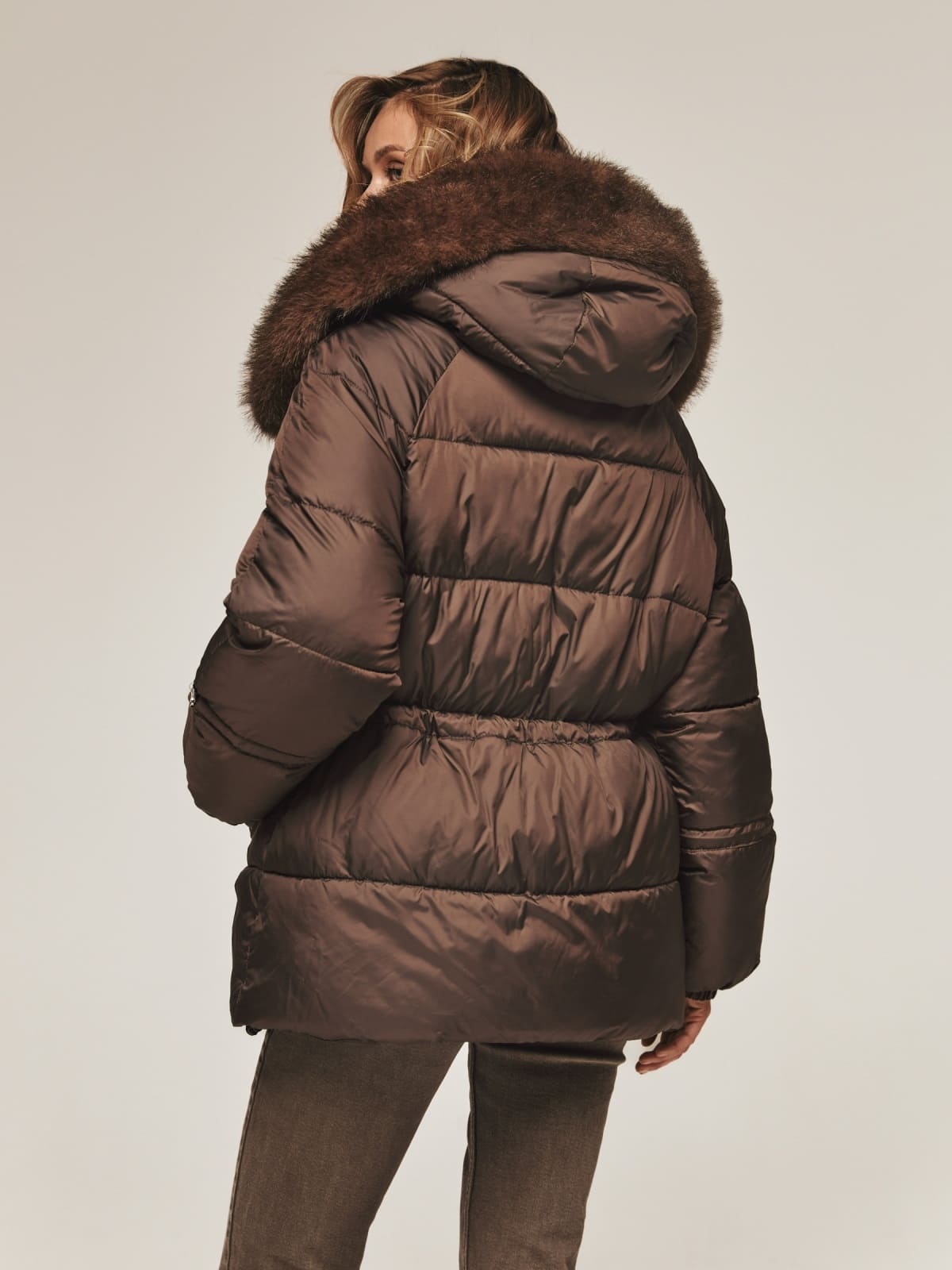 Куртка зі штучним хутром на комірі коричнева | 92490 Куртка зі штучним хутром на комірі коричнева | 92490