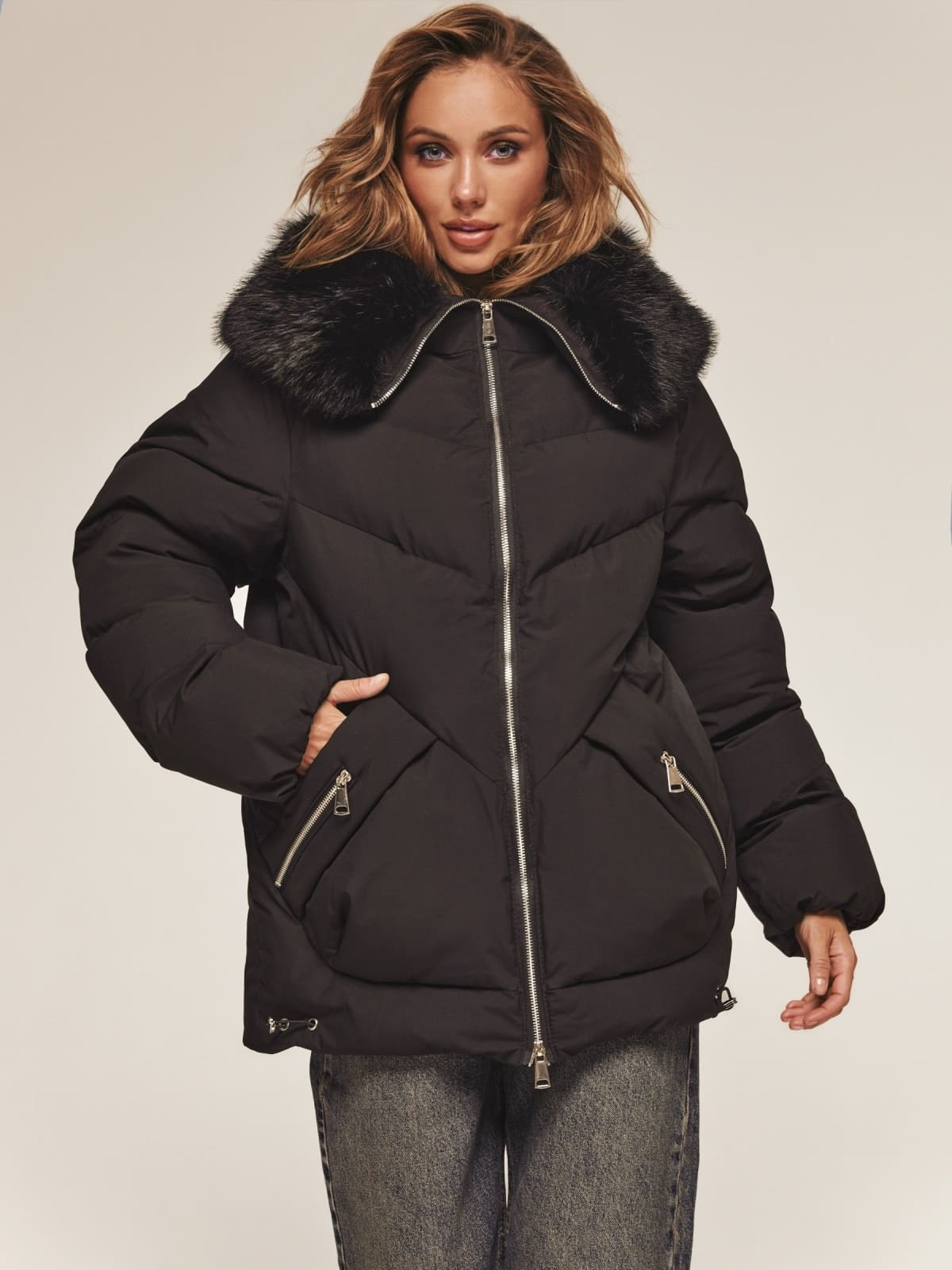 Зимова куртка з вшитим капюшоном чорна | 92997 Зимова куртка з вшитим капюшоном чорна | 92997
