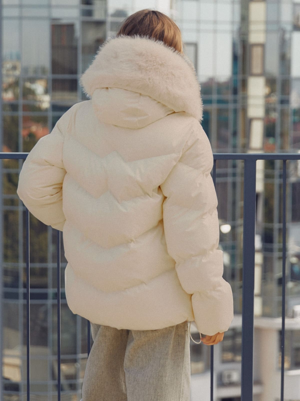 Зимова куртка з вшитим капюшоном бежева | 93076 Зимова куртка з вшитим капюшоном бежева | 93076