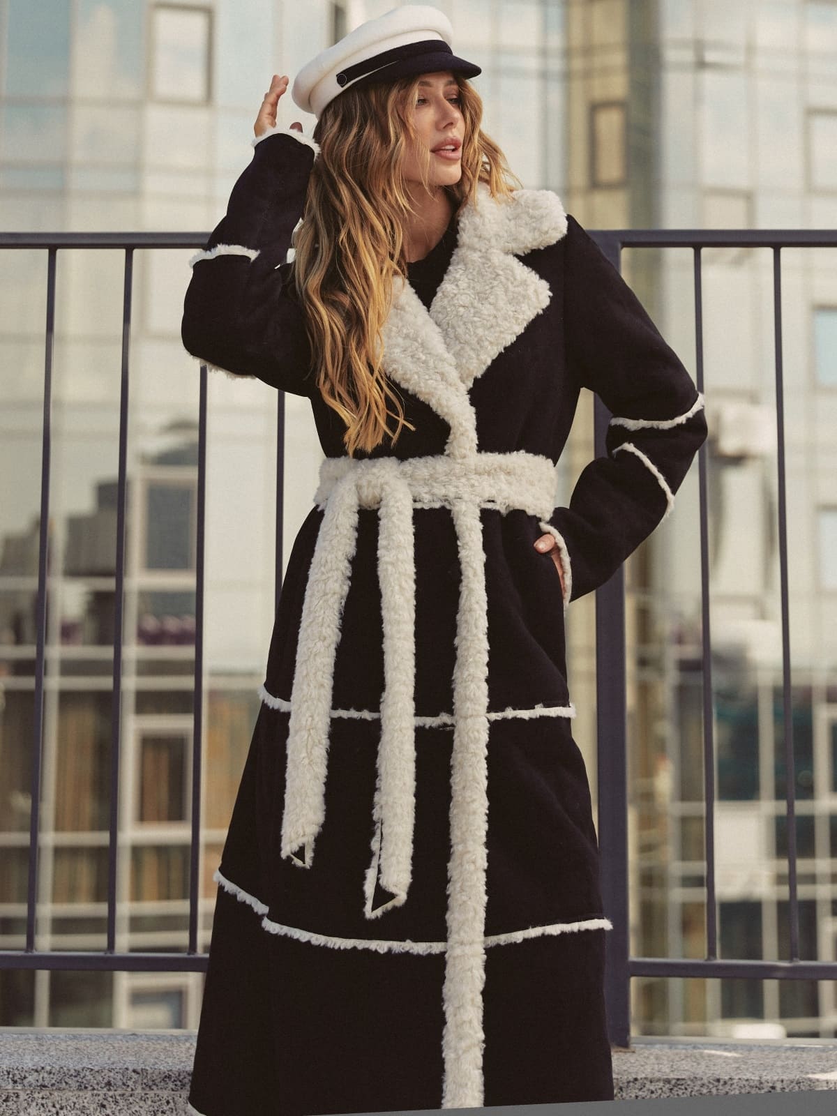 Елегантна дублянка чорна з екозамші | 92895 Елегантна дублянка чорна з екозамші | 92895