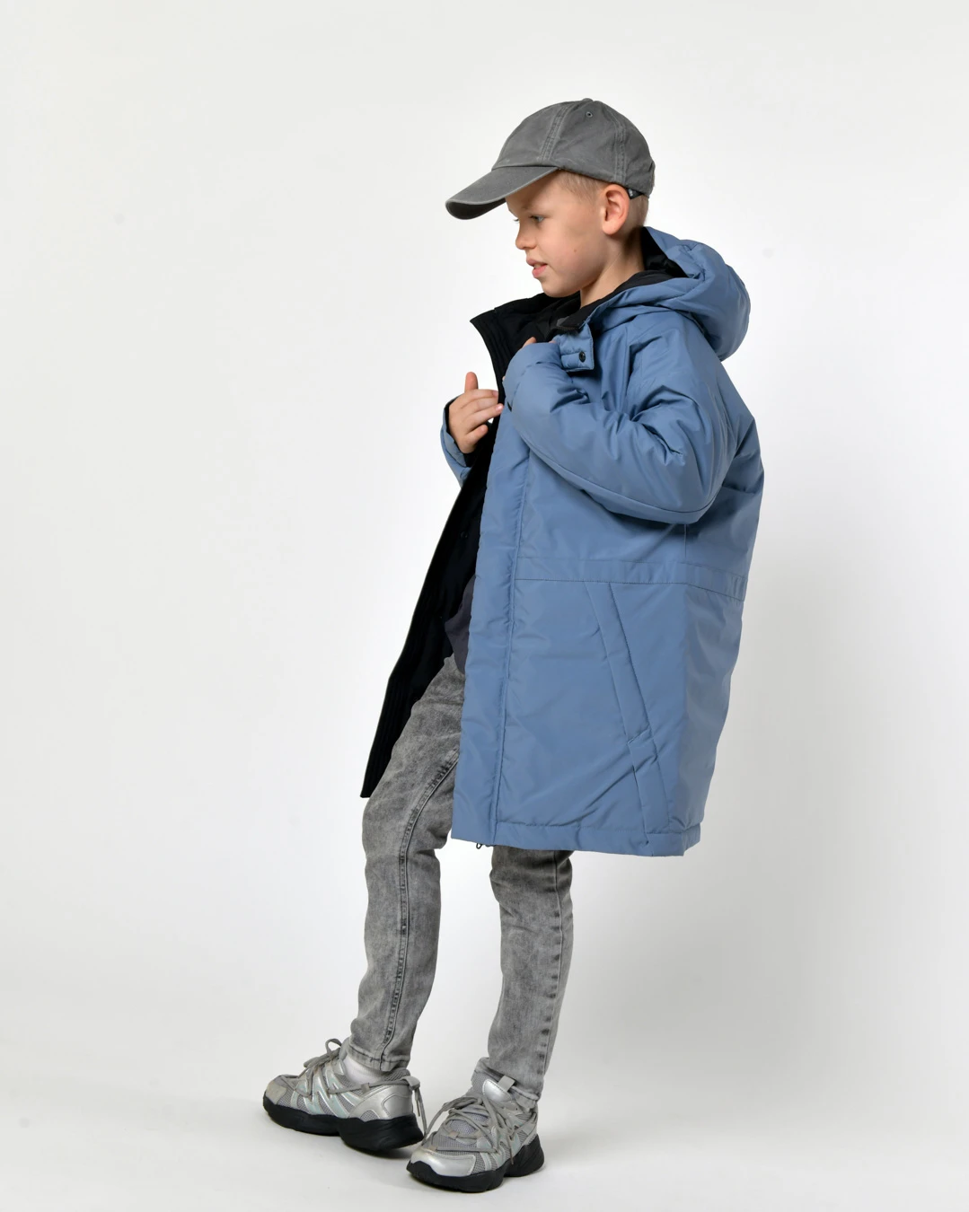 Зимова куртка для хлопчиків кольору джинс | 92796