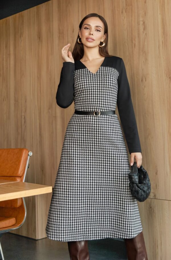 Сукня з трикотажу в гусячу лапку чорна | 92605