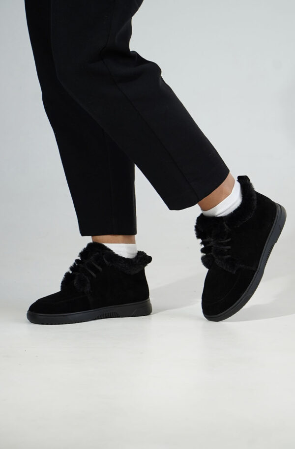 Зимові анатомічні черевики замшеві чорні | 92570