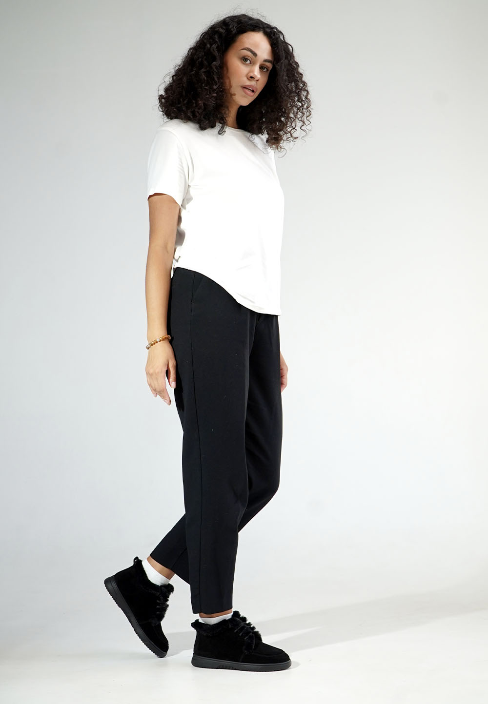 Зимові анатомічні черевики замшеві чорні | 92570