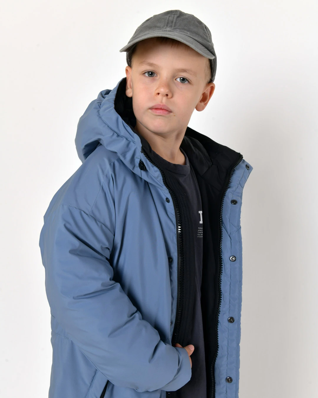 Зимова куртка для хлопчиків кольору джинс | 92796