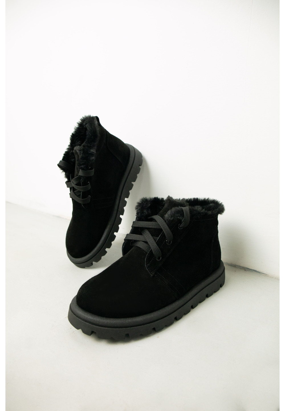 Черевики з широким носком замшеві чорні зима | 92593 Черевики з широким носком замшеві чорні зима | 92593