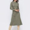 Трикотажна сукня А-силуету кольору хакі | 93328