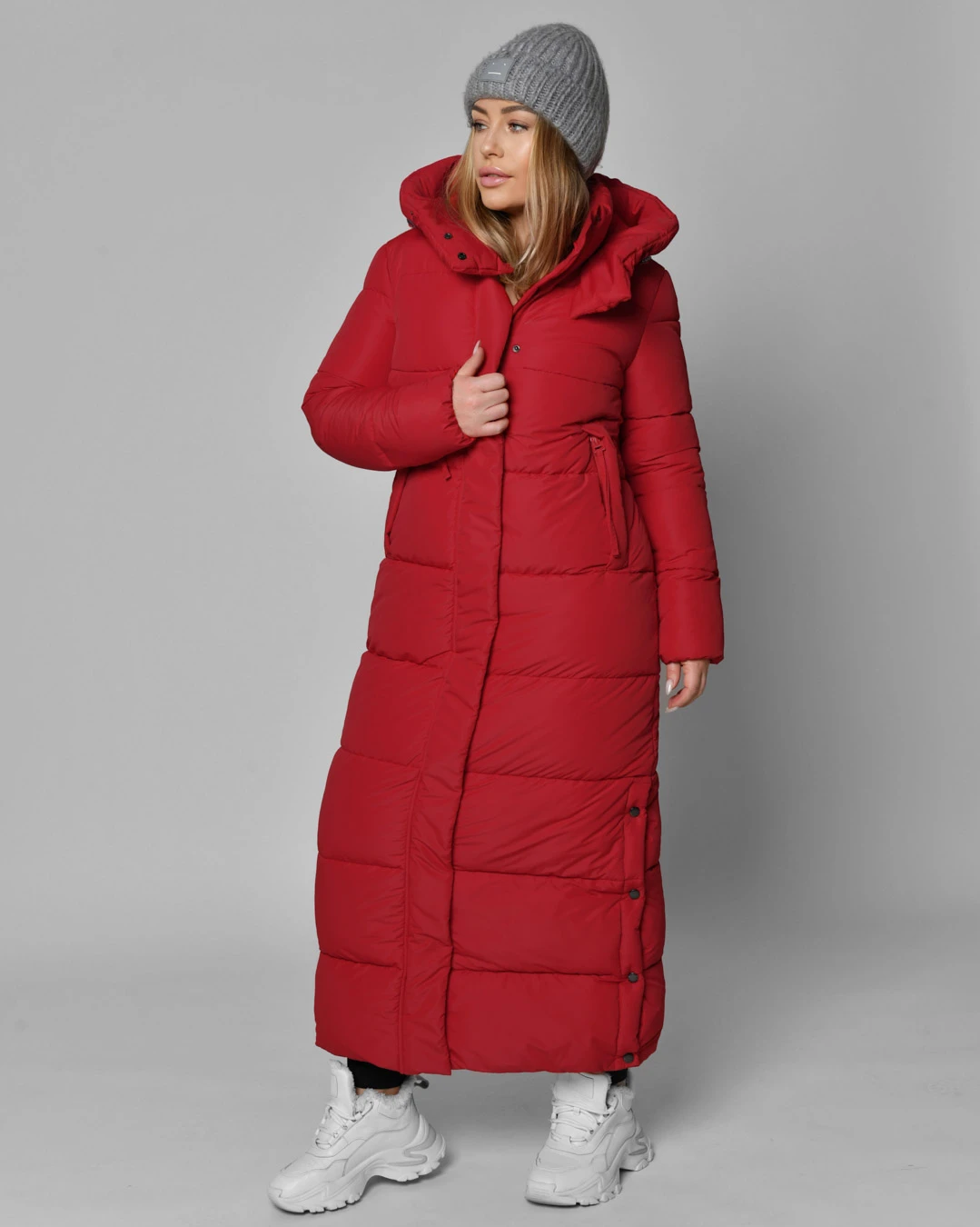 Зимовий довгий пуховик червоний | 93624 Зимовий довгий пуховик червоний | 93624