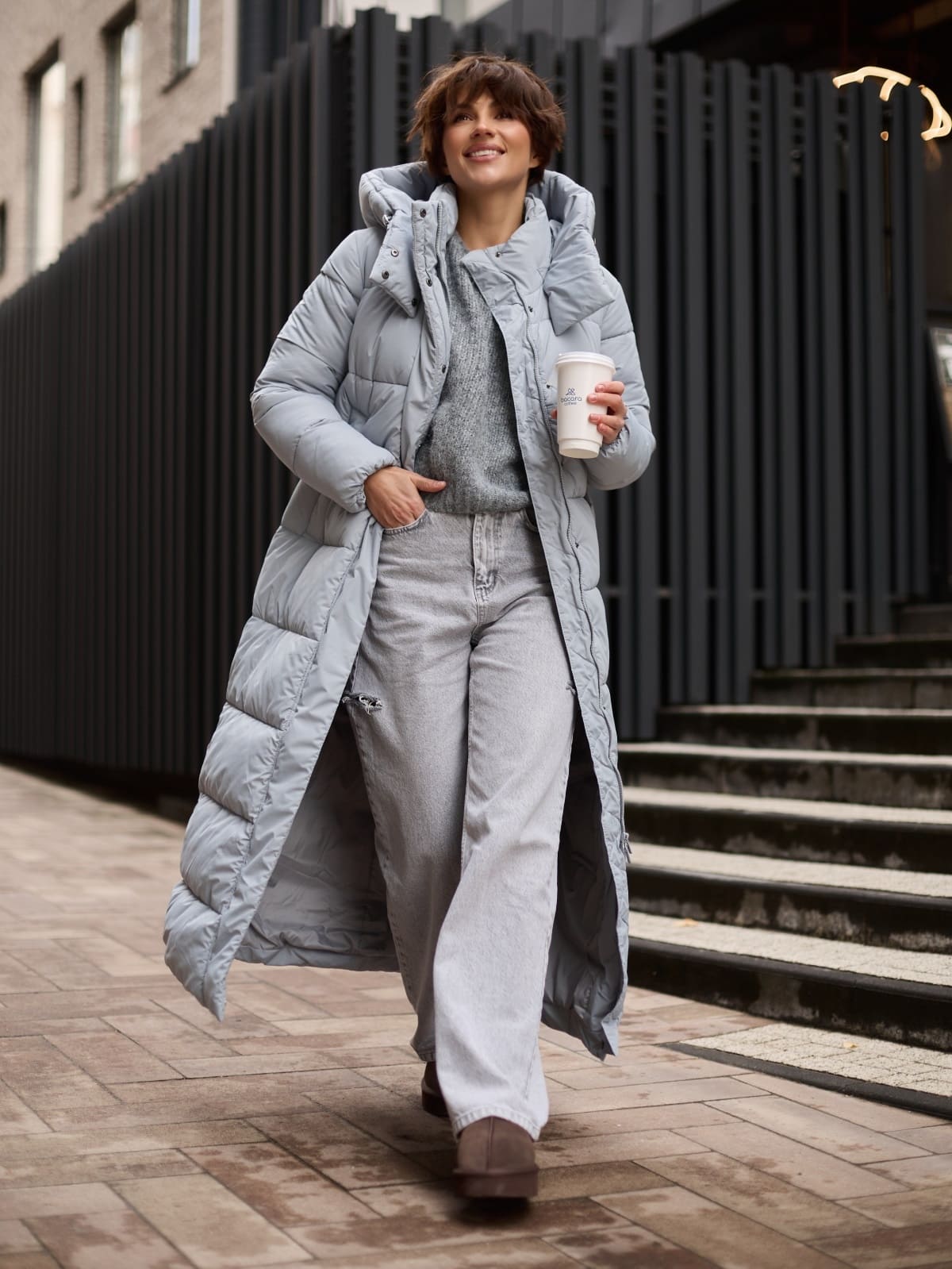 Зимовий довгий пуховик сіро-блакитний | 93529