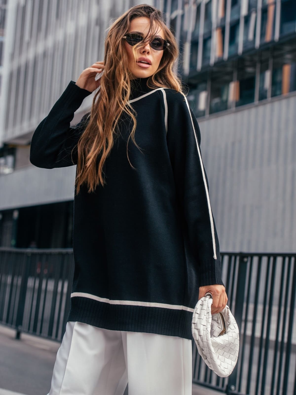 Подовжений светр дрібної в'язки чорний | 93424 Подовжений светр дрібної в'язки чорний | 93424