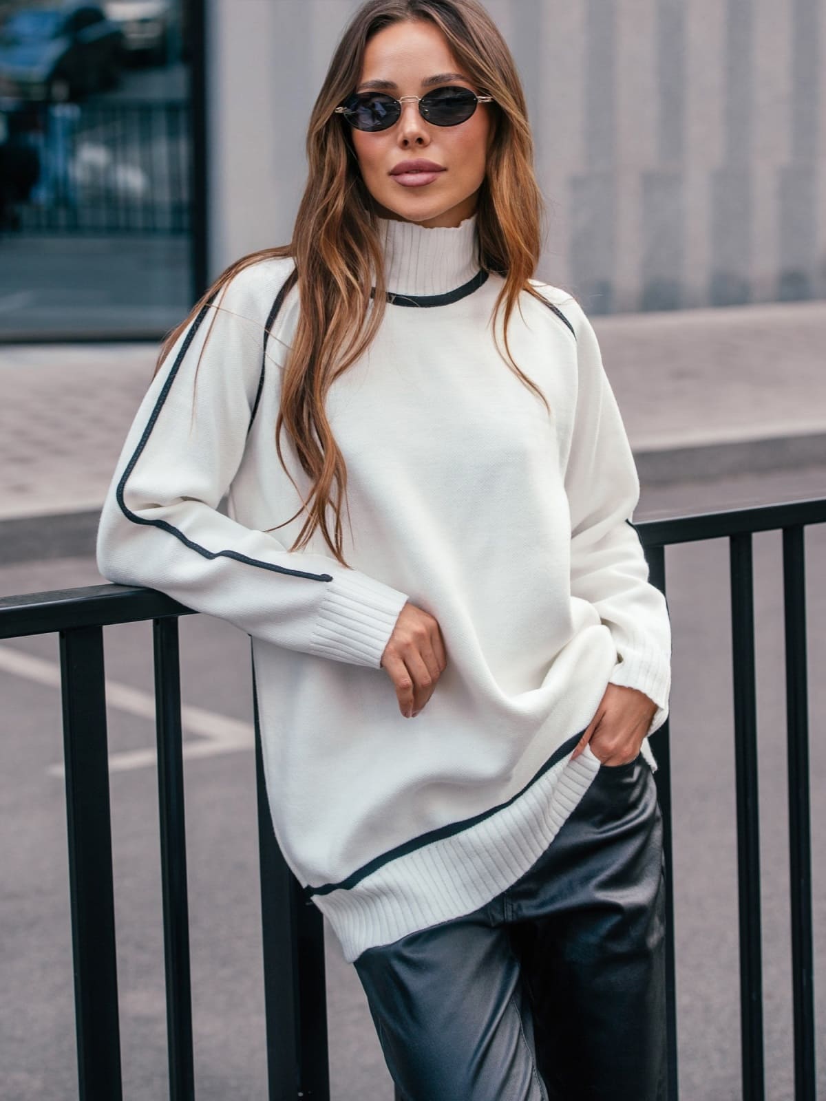 Подовжений светр дрібної в'язки білий | 93415 Подовжений светр дрібної в'язки білий | 93415