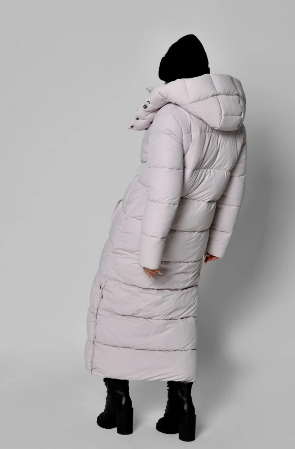 Зимовий довгий пуховик світло-бежевий | 93590