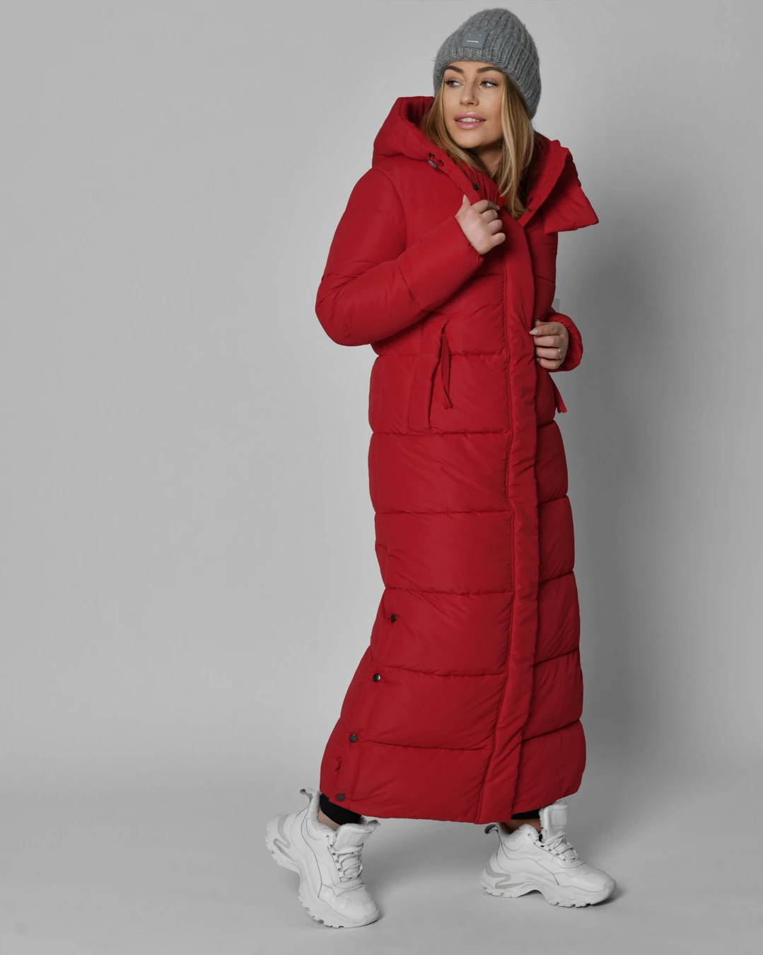 Зимовий довгий пуховик червоний | 93624 Зимовий довгий пуховик червоний | 93624