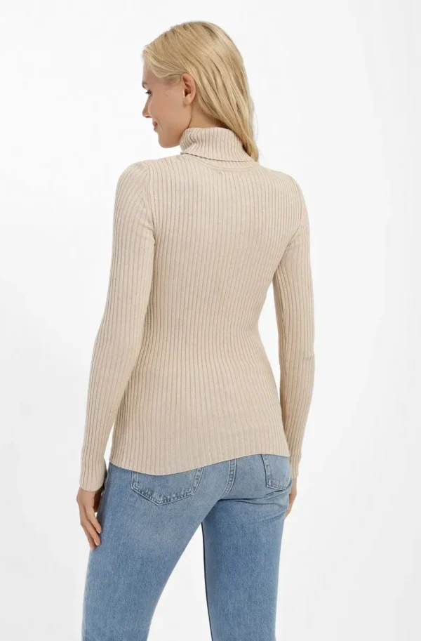 Жіночий в'язаний гольф кремовий | 94291